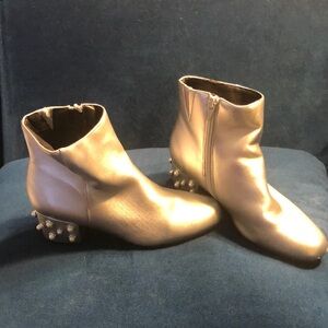 Elegant Silver Ankle Boots